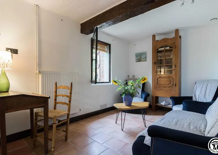 Des Hospitaliers Nyaraló *